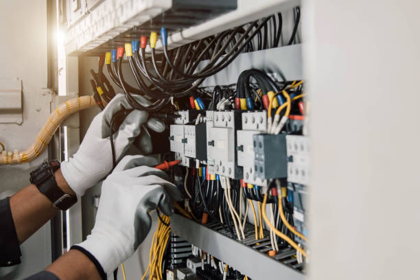 Best Licensed Electrician  in Dickson, TN